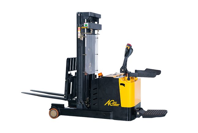 11-Elcetirc-Reach-Stacker